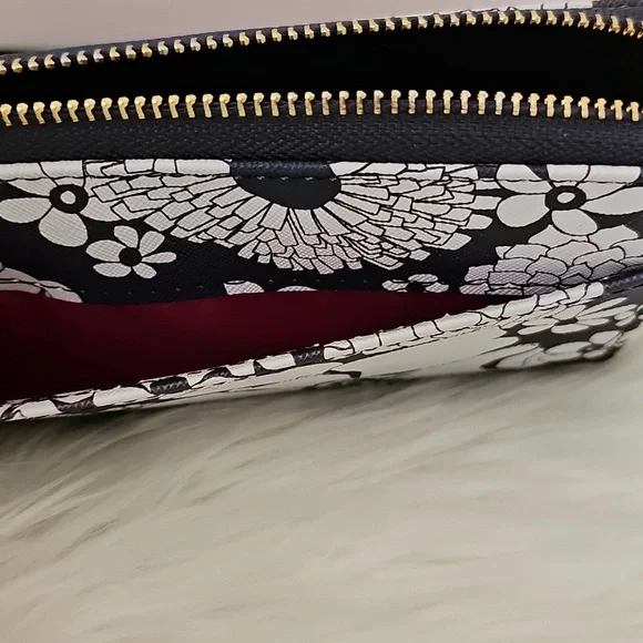 Trina Turk Blue and White Floral Full Zip Around Wallet - Picture 7 of 10